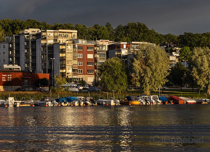 Stad från sjön4.jpg